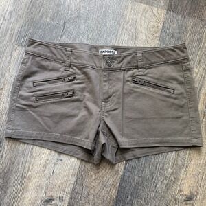 Express shorts army green YK2 Size 4 B13